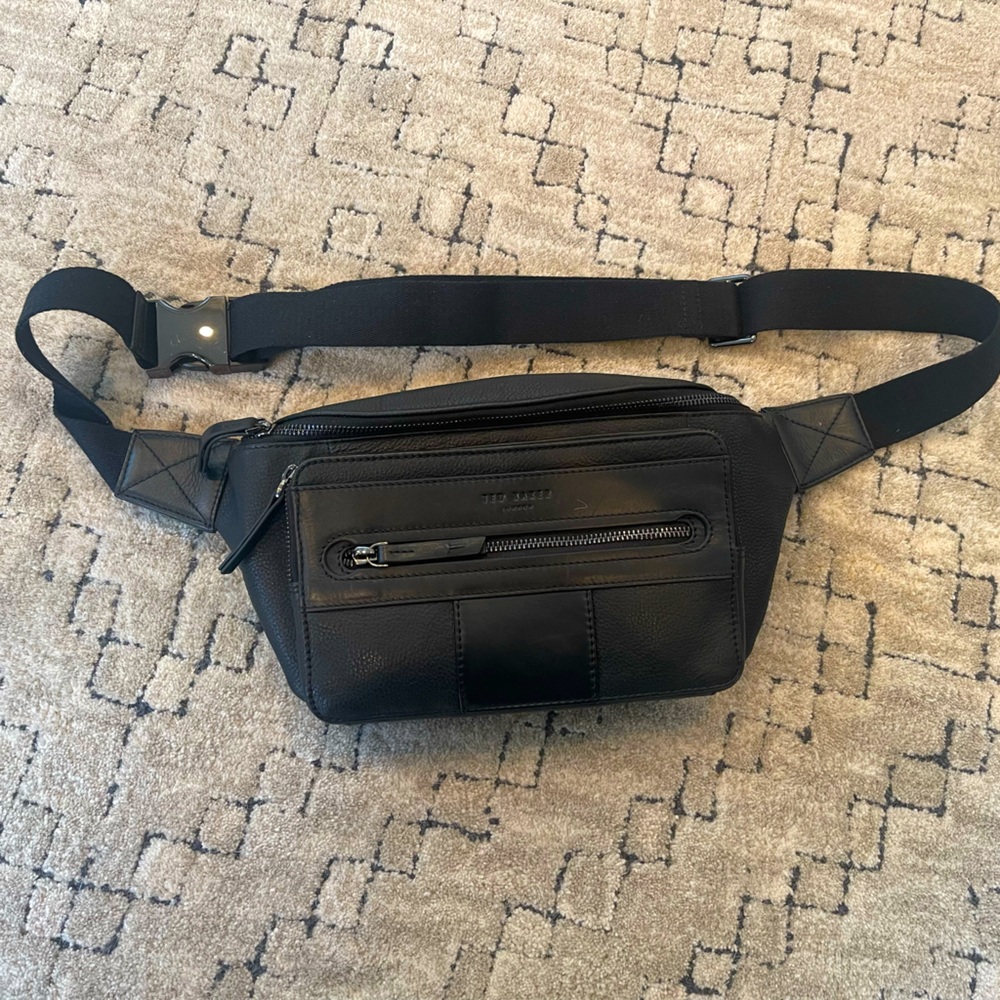 Ted Baker Tymon Pebble Leather Bumbag